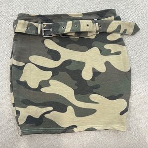 Mini skirt. Army skirt. Size M